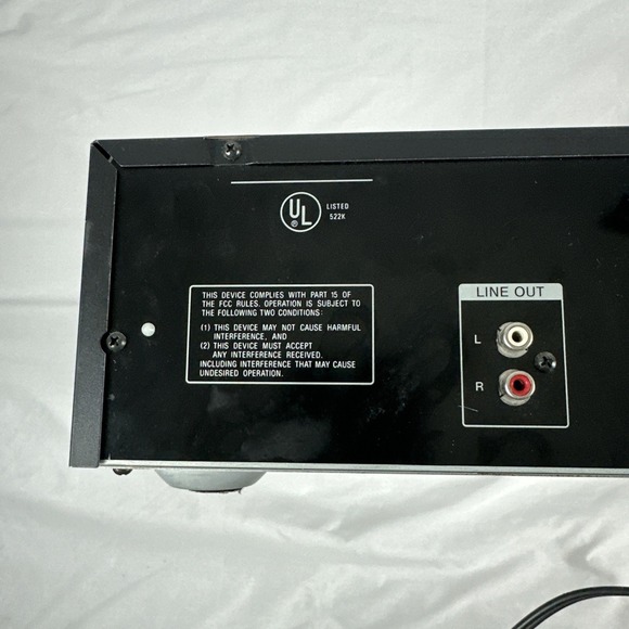 SONY CDP-C331 5 Disc Automatic CD Changer/Player For Parts or Restoration - Picture 7 of 8